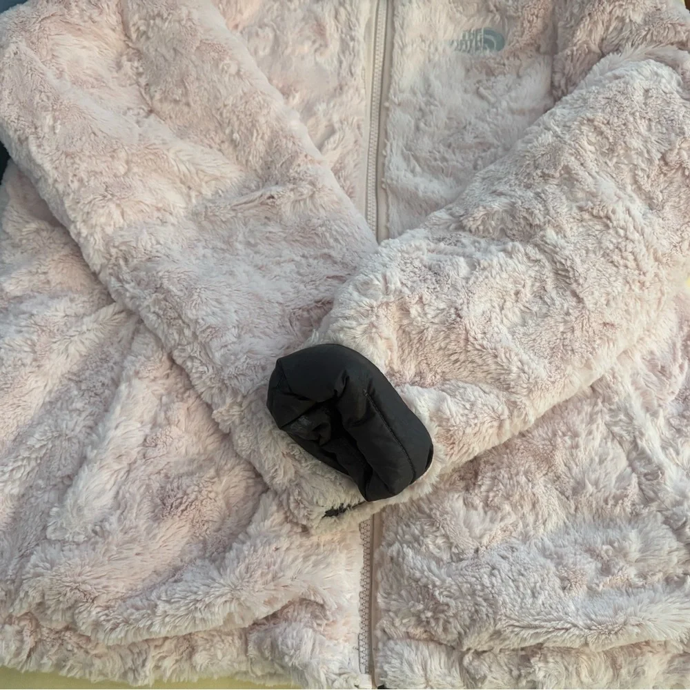 North Face Reversible Black and Pink Coat in Girls XL (size 18)